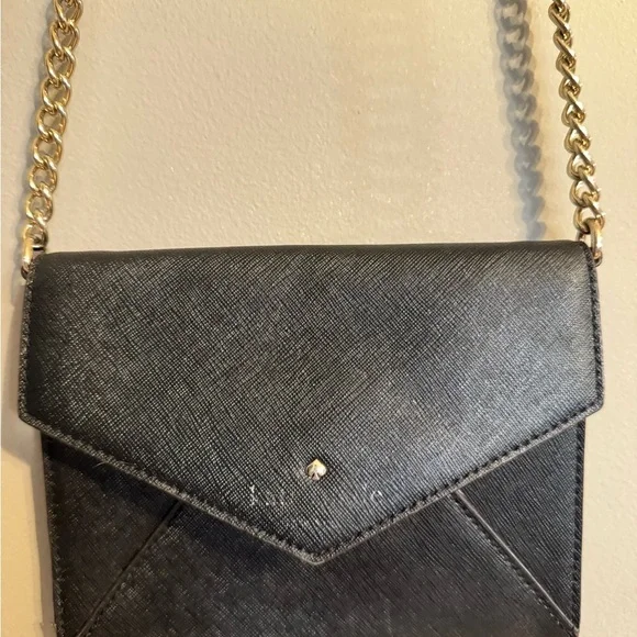 Elegant Kate Spade Black Crossbody Bag - Picture 3 of 6